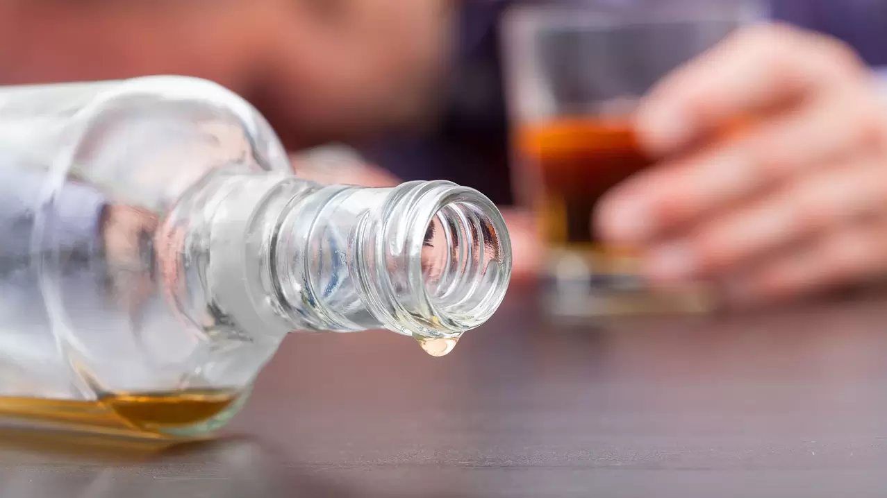 πώς το αλκοόλ επηρεάζει το σώμα